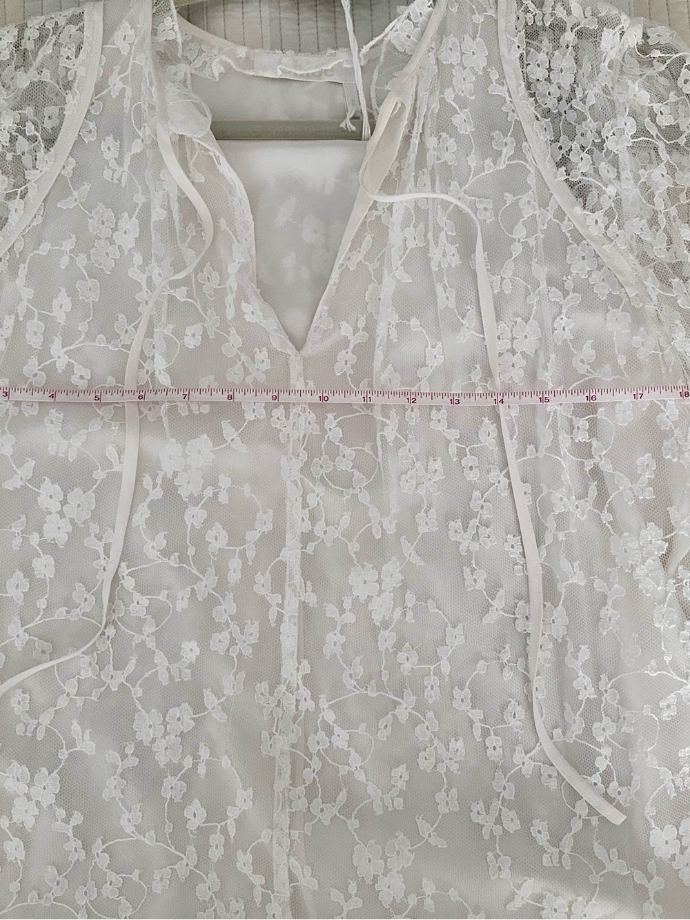 Chloe Blouse NWT - Picture 14 of 16